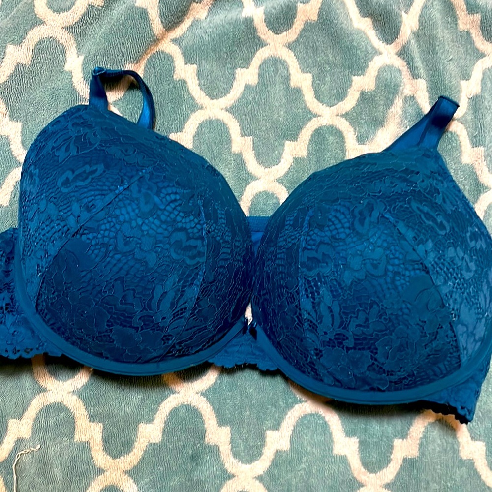 Turquoise lace bra